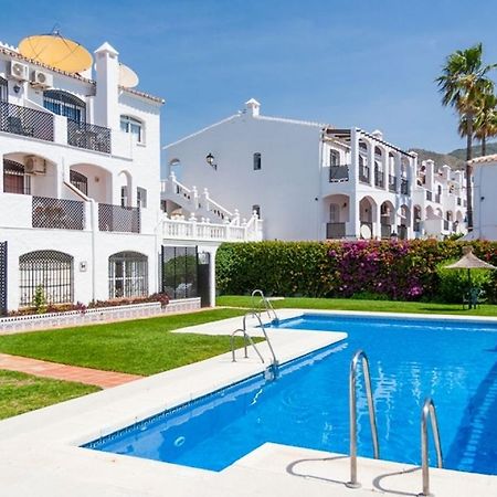 Apartment Verano Azul Nerja Chambre photo