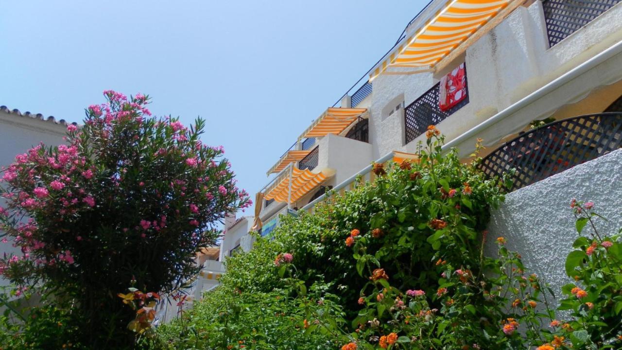 Apartment Verano Azul Nerja Chambre photo
